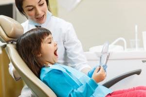 歯列矯正治療の完了からの保定機関への移行 小児矯正